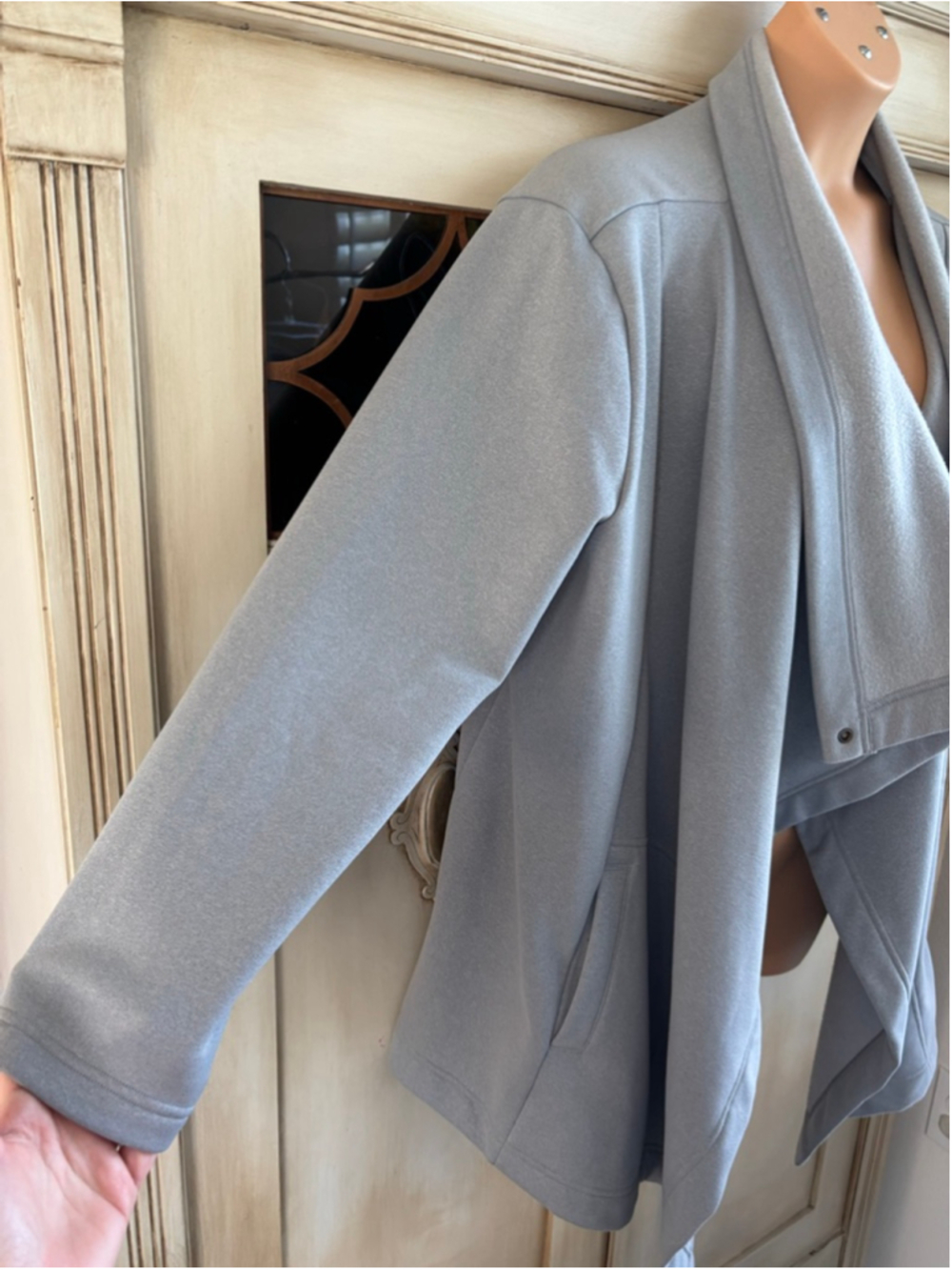 NWOT Lucy Active Fleece Wrap Style Outerwear Cardigan | Sz Lg - Picture 7 of 11